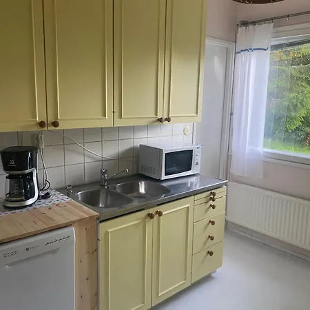 Апартаменты Comfortable House With A Wood Sauna Near The A4 Motorway Оулу
